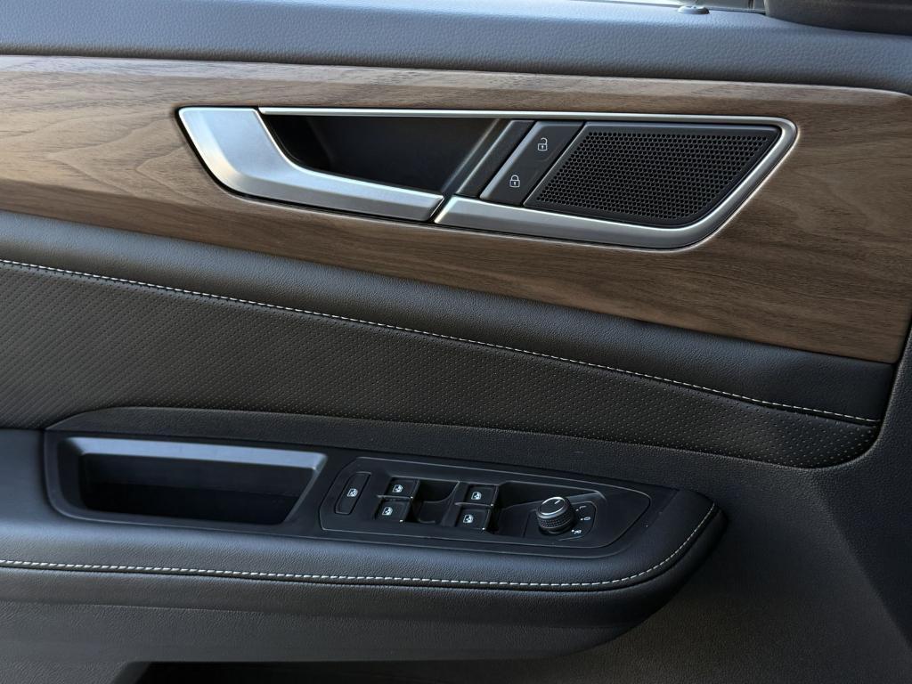 new 2026 Volkswagen Atlas car, priced at $41,867