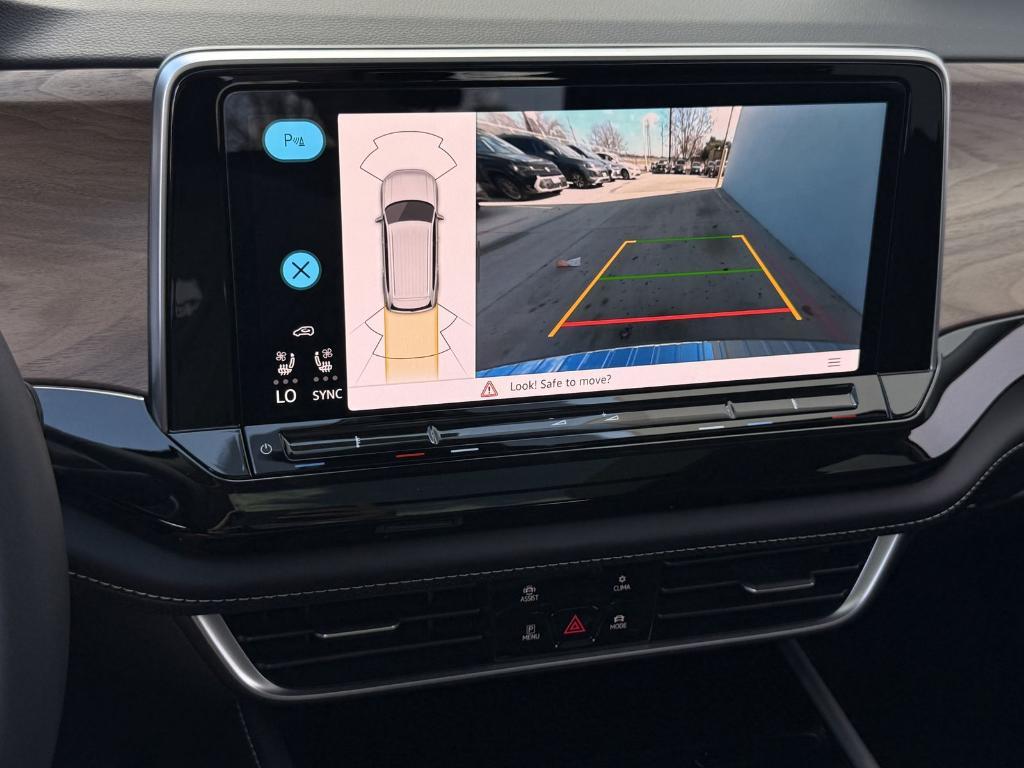 new 2026 Volkswagen Atlas car, priced at $43,174