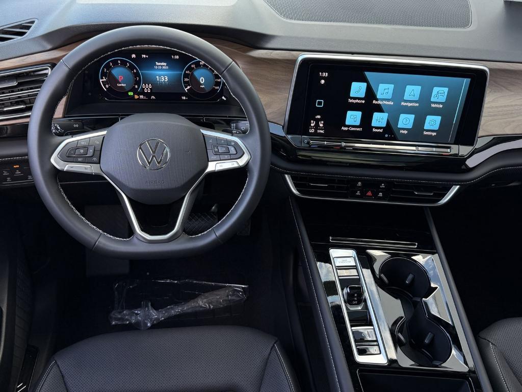 new 2026 Volkswagen Atlas car, priced at $43,174