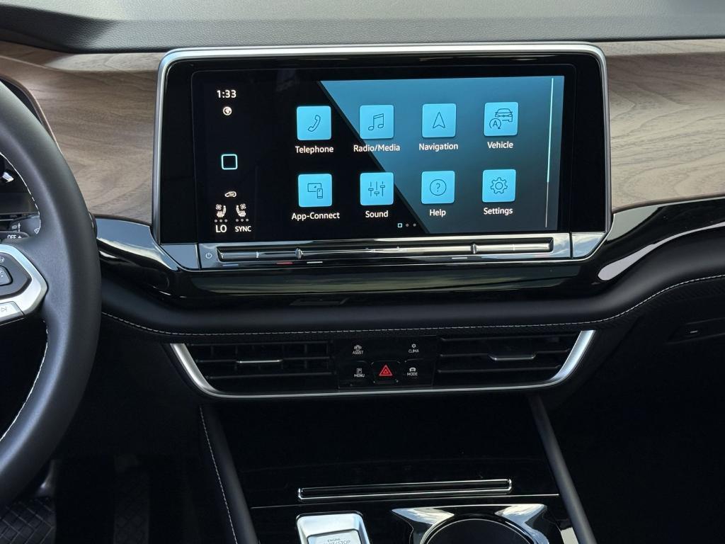 new 2026 Volkswagen Atlas car, priced at $43,174