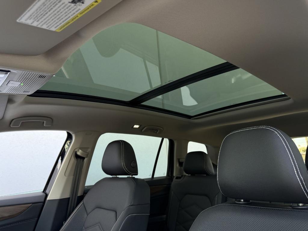 new 2026 Volkswagen Atlas car, priced at $43,174