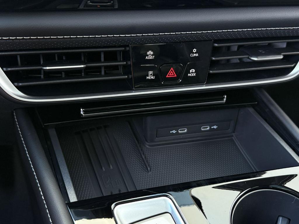 new 2026 Volkswagen Atlas car, priced at $43,174