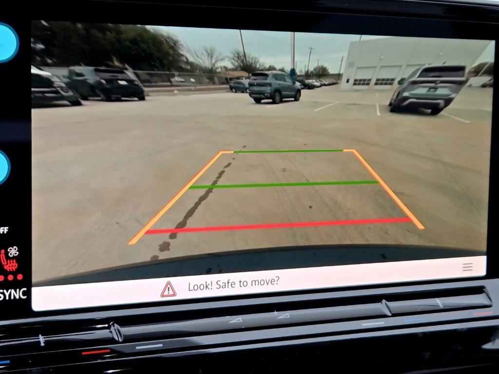 new 2026 Volkswagen Atlas car, priced at $38,198