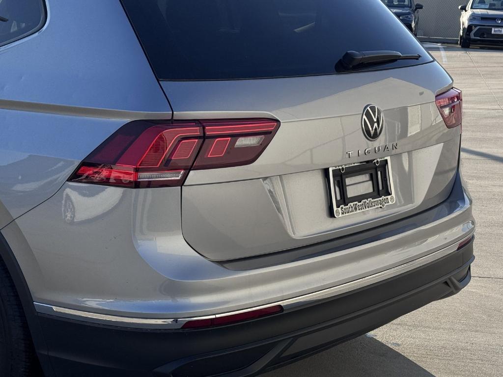 new 2024 Volkswagen Tiguan car, priced at $26,021