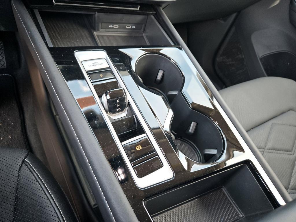 new 2024 Volkswagen Atlas car, priced at $34,264