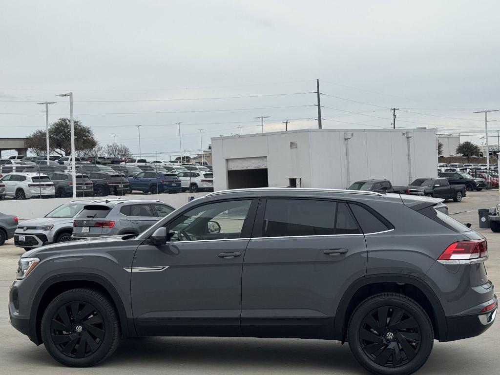 new 2026 Volkswagen Atlas Cross Sport car, priced at $43,796