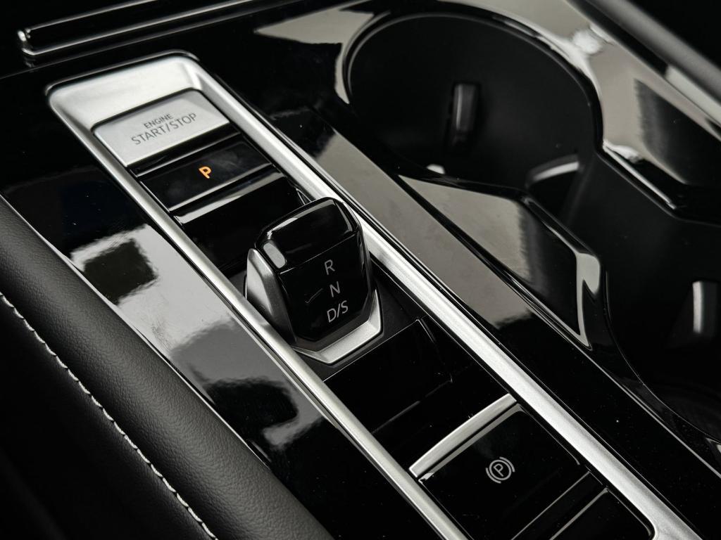 new 2026 Volkswagen Atlas Cross Sport car, priced at $43,796