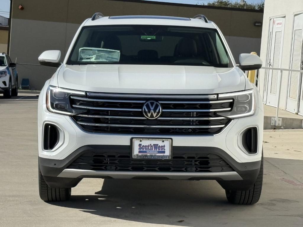 new 2026 Volkswagen Atlas car, priced at $41,283
