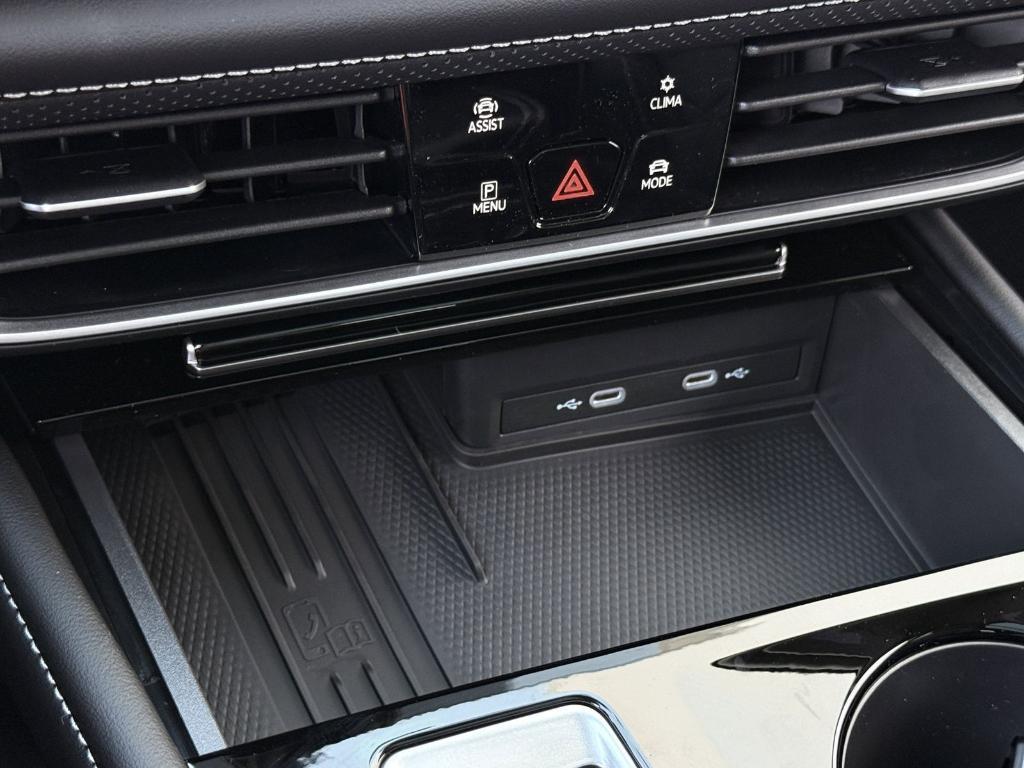 new 2026 Volkswagen Atlas car, priced at $41,283