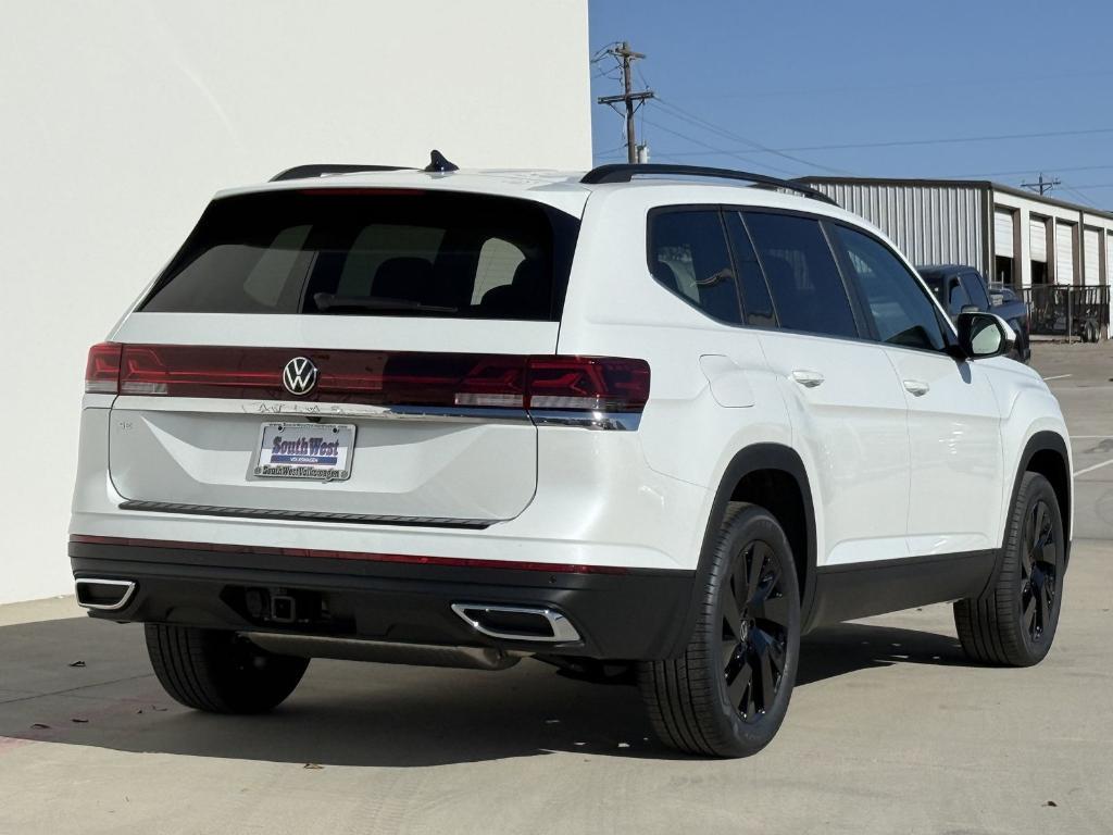 new 2026 Volkswagen Atlas car, priced at $41,283