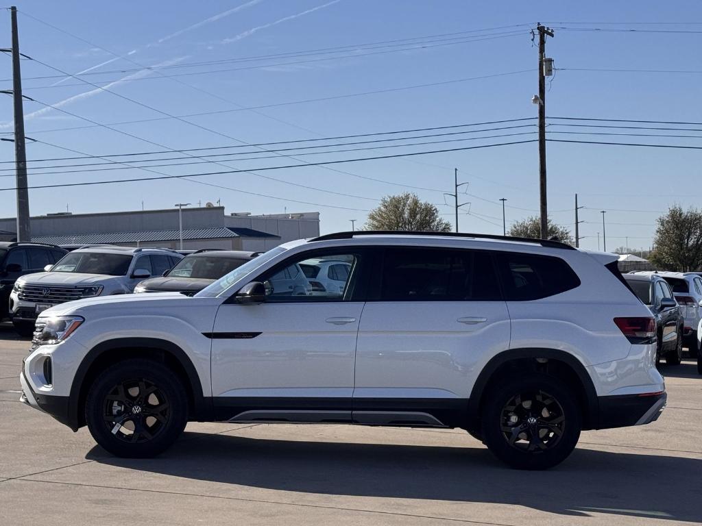 new 2026 Volkswagen Atlas car, priced at $47,515