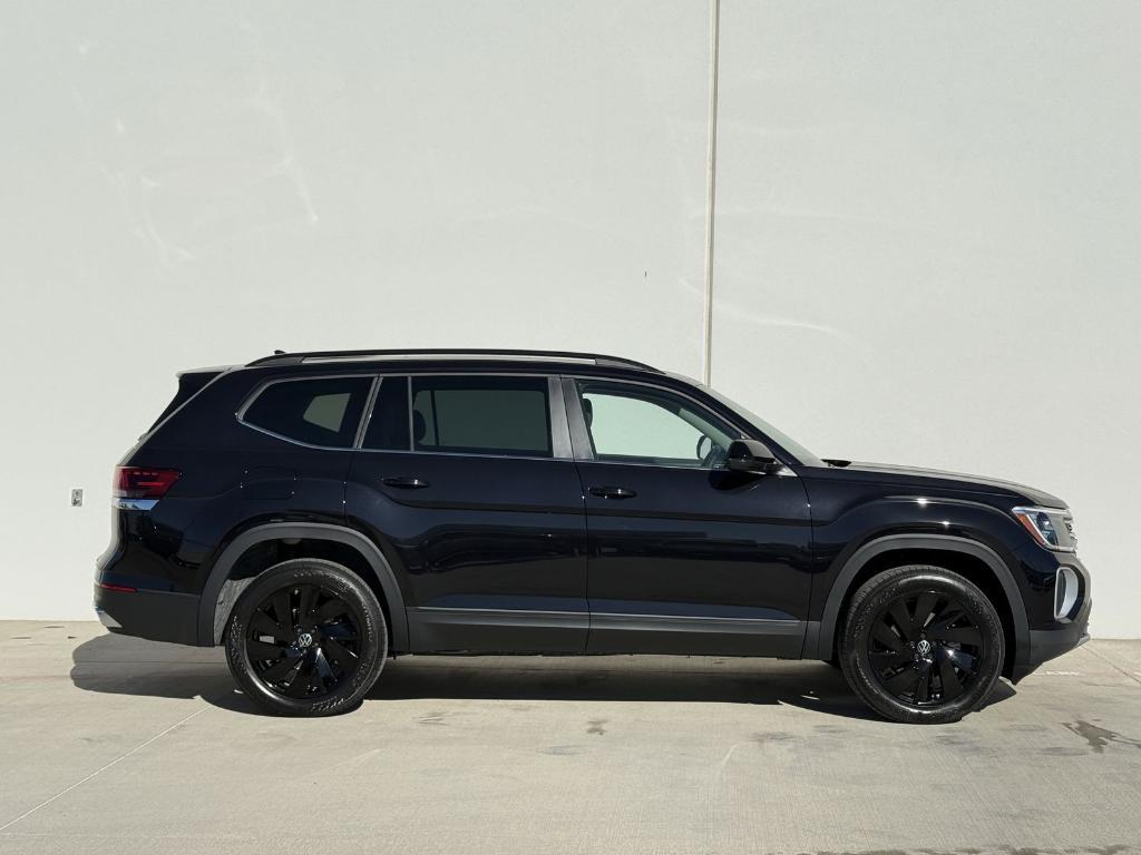 new 2026 Volkswagen Atlas car, priced at $42,439