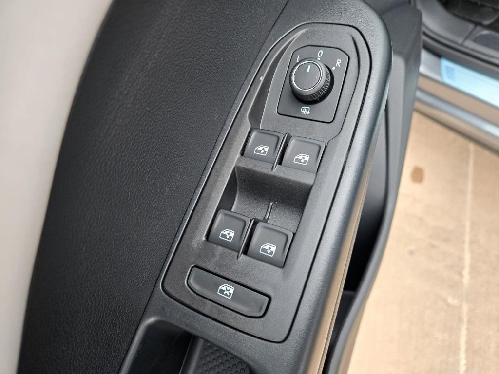 new 2026 Volkswagen Taos car, priced at $30,408