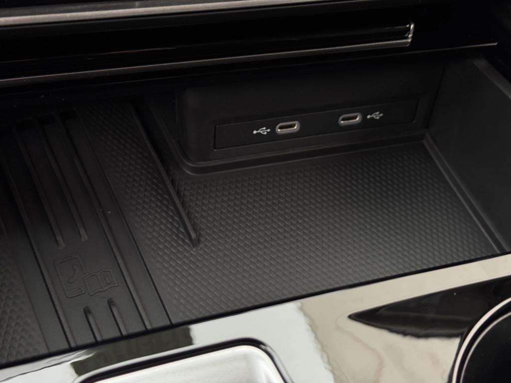 new 2026 Volkswagen Atlas car, priced at $52,181