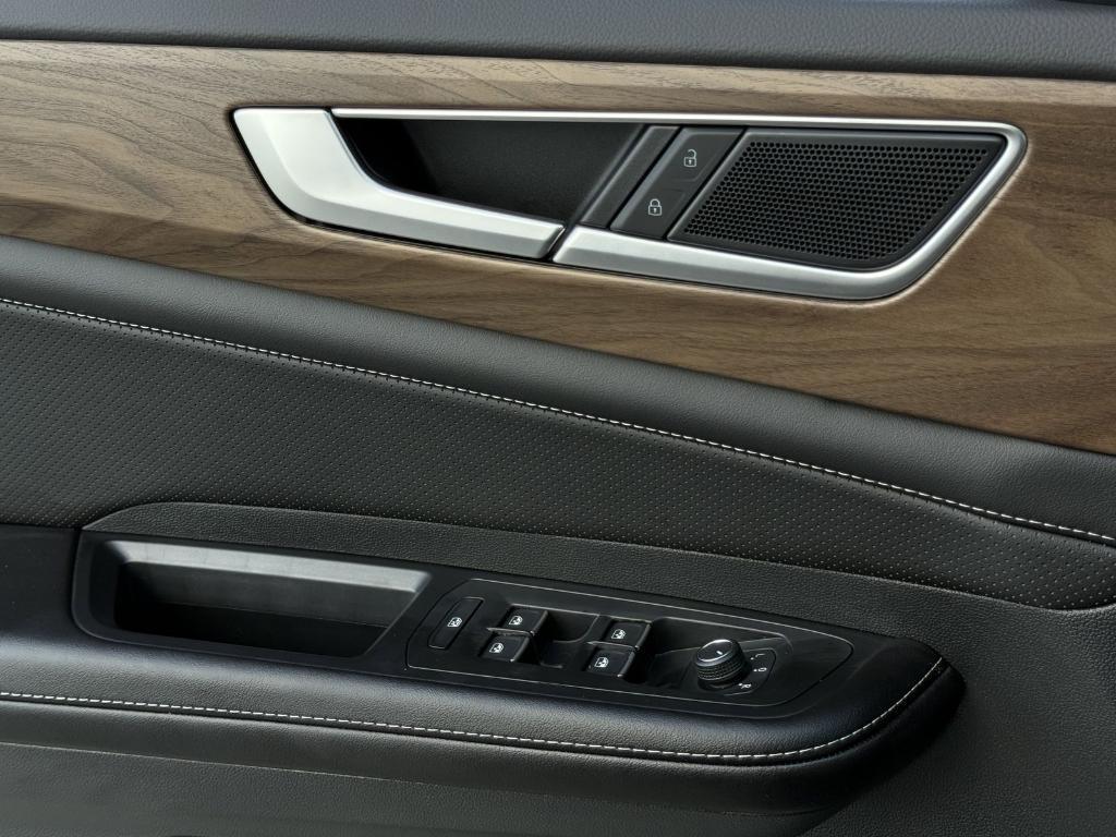 new 2026 Volkswagen Atlas car, priced at $41,439