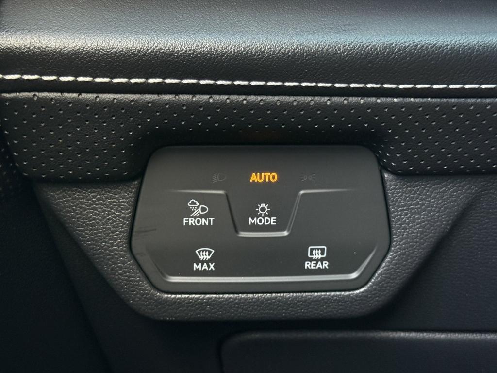 new 2026 Volkswagen Atlas car, priced at $41,439