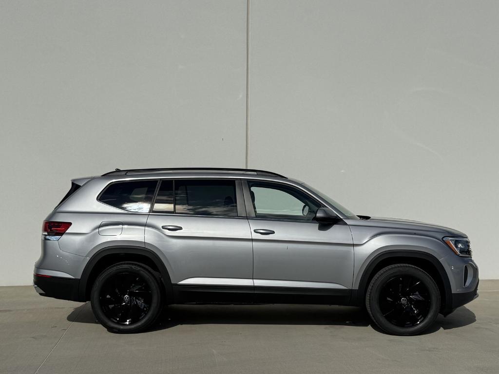 new 2026 Volkswagen Atlas car, priced at $41,439