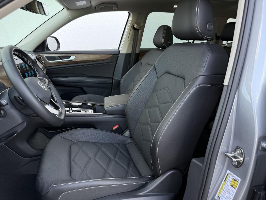 new 2026 Volkswagen Atlas car, priced at $41,439