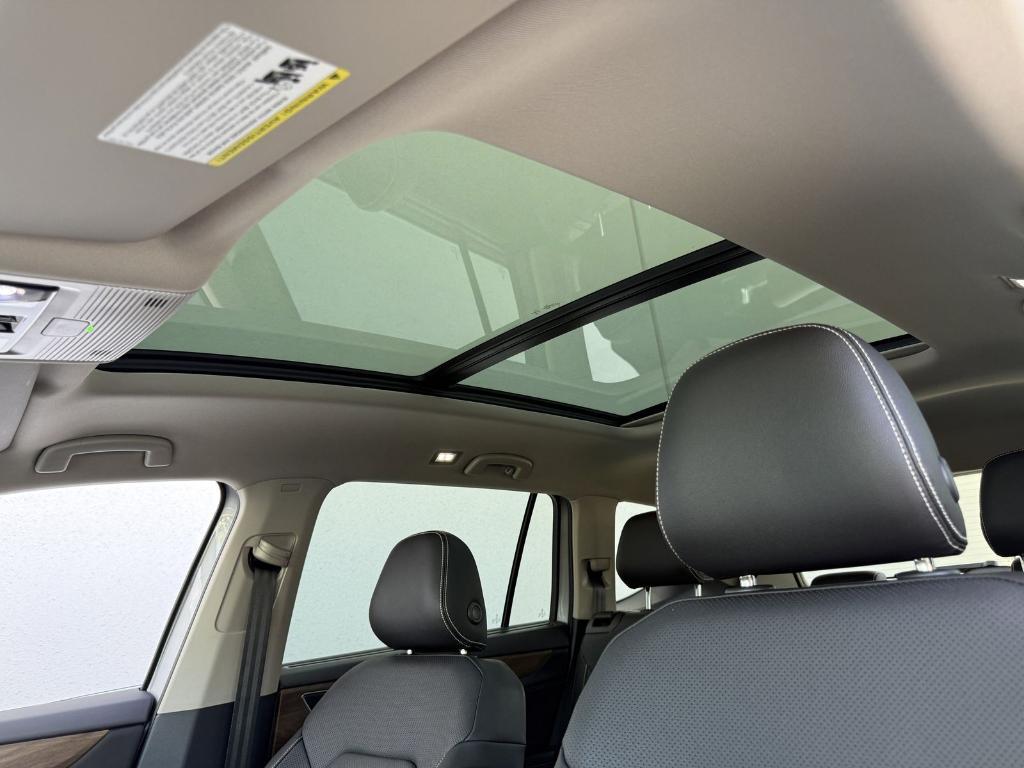 new 2026 Volkswagen Atlas car, priced at $41,439