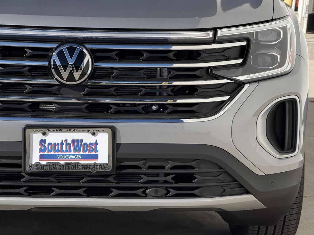 new 2026 Volkswagen Atlas car, priced at $40,421