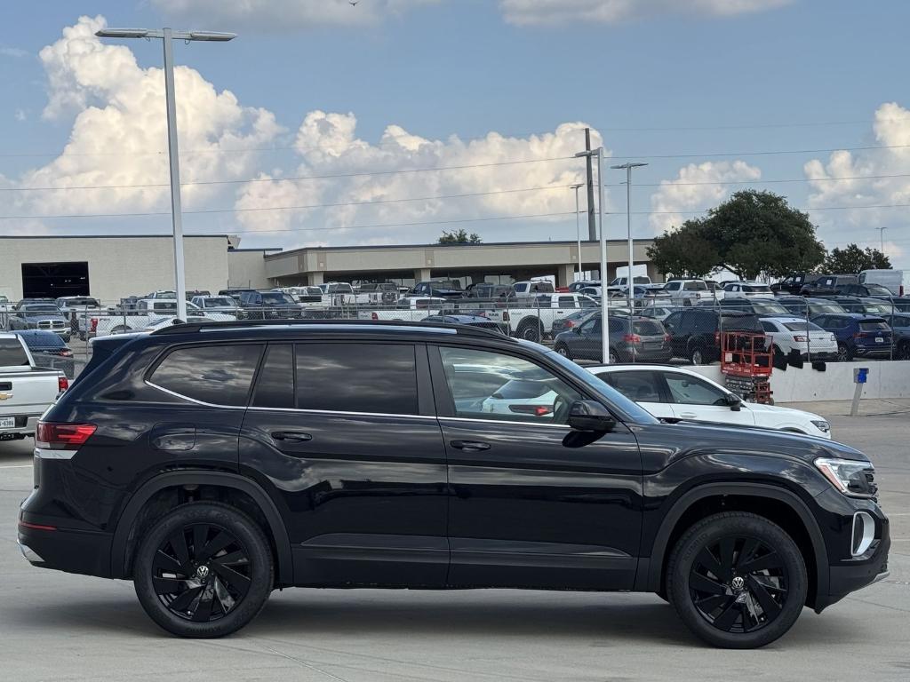 new 2026 Volkswagen Atlas car, priced at $43,817