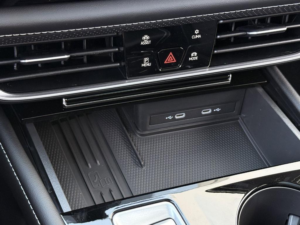 new 2026 Volkswagen Atlas car, priced at $40,355