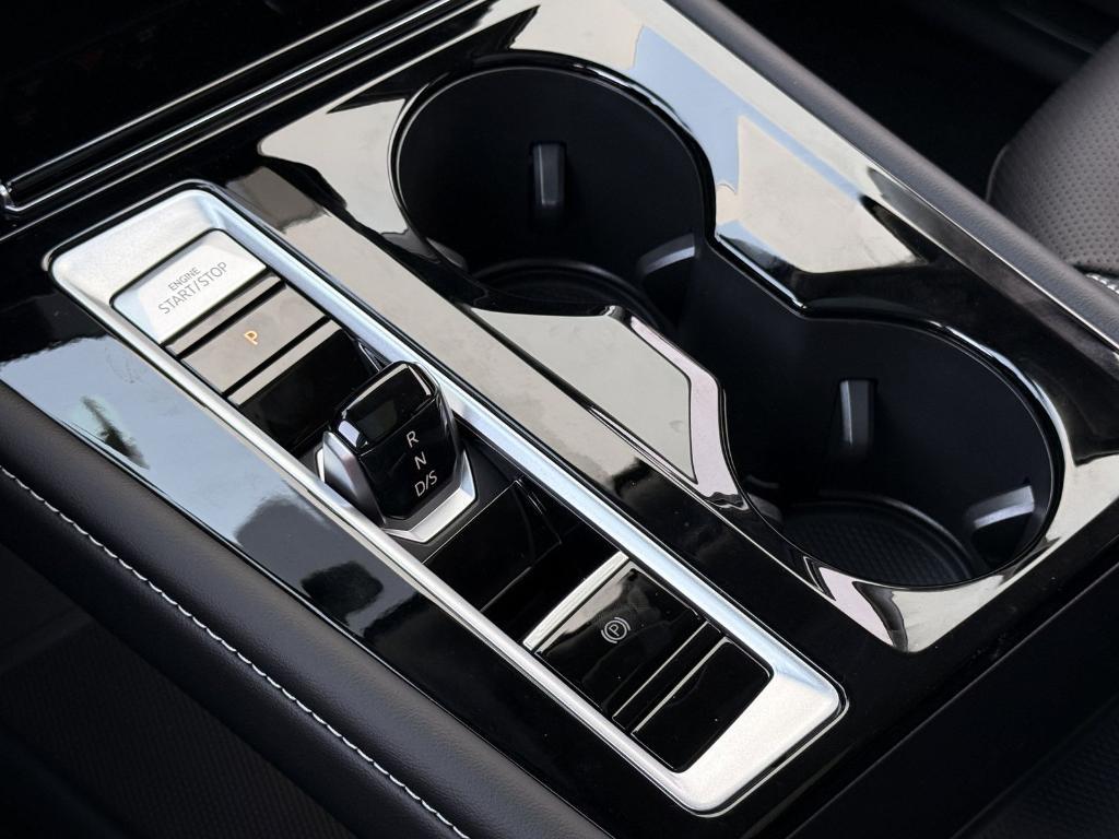 new 2026 Volkswagen Atlas car, priced at $40,355