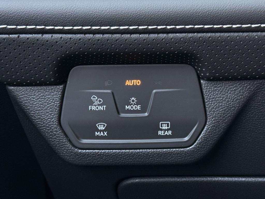 new 2026 Volkswagen Atlas car, priced at $40,355