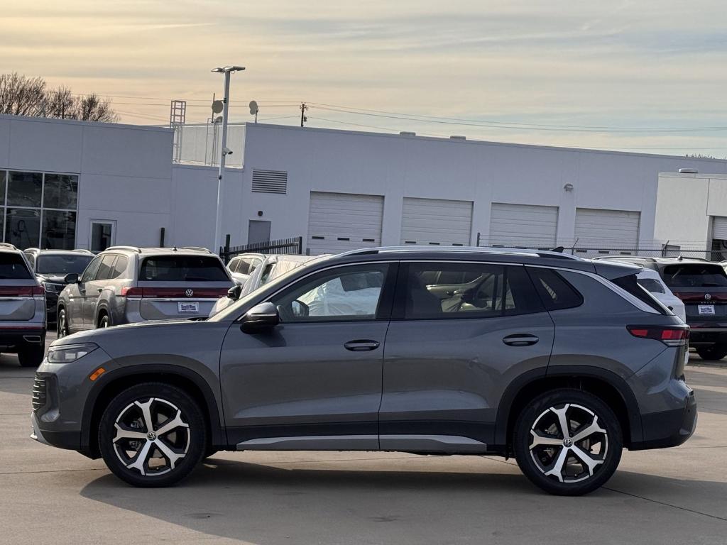new 2026 Volkswagen Tiguan car, priced at $32,427