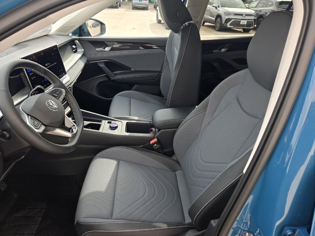 new 2026 Volkswagen Tiguan car, priced at $35,124