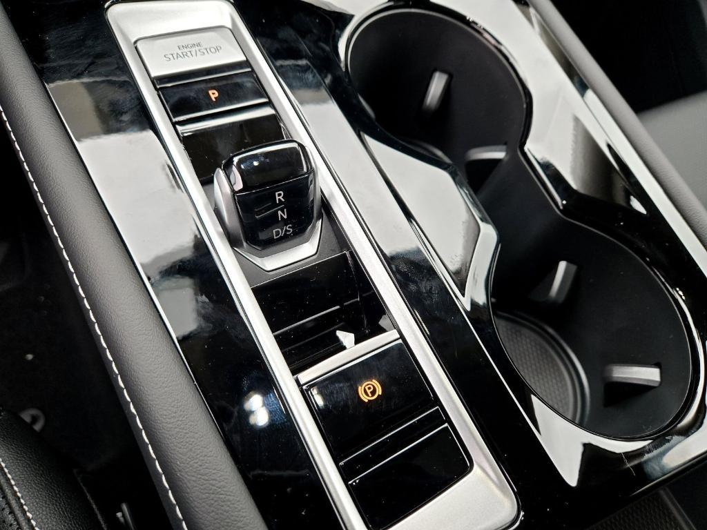 new 2026 Volkswagen Atlas car, priced at $40,355