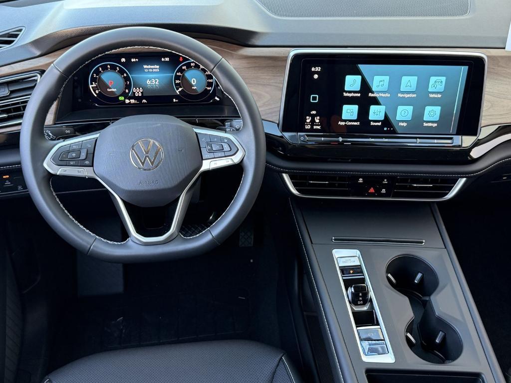 new 2026 Volkswagen Atlas car, priced at $38,626