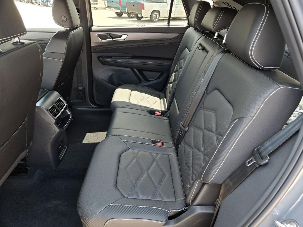 new 2026 Volkswagen Atlas Cross Sport car, priced at $41,293