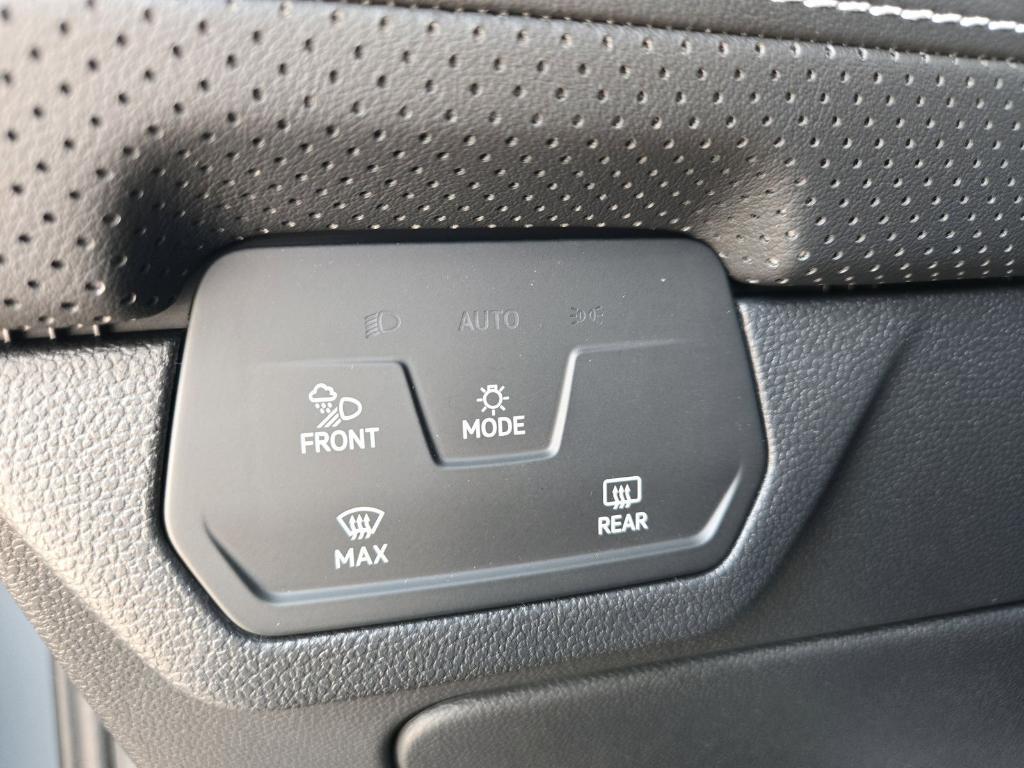 new 2026 Volkswagen Atlas Cross Sport car, priced at $41,293