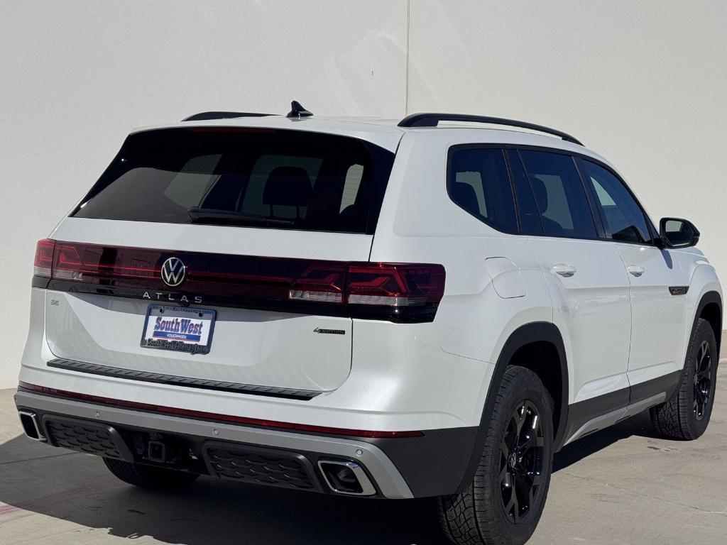 new 2026 Volkswagen Atlas car, priced at $44,858