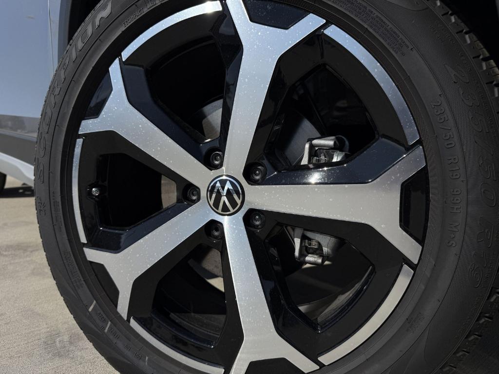 new 2026 Volkswagen Tiguan car, priced at $32,823