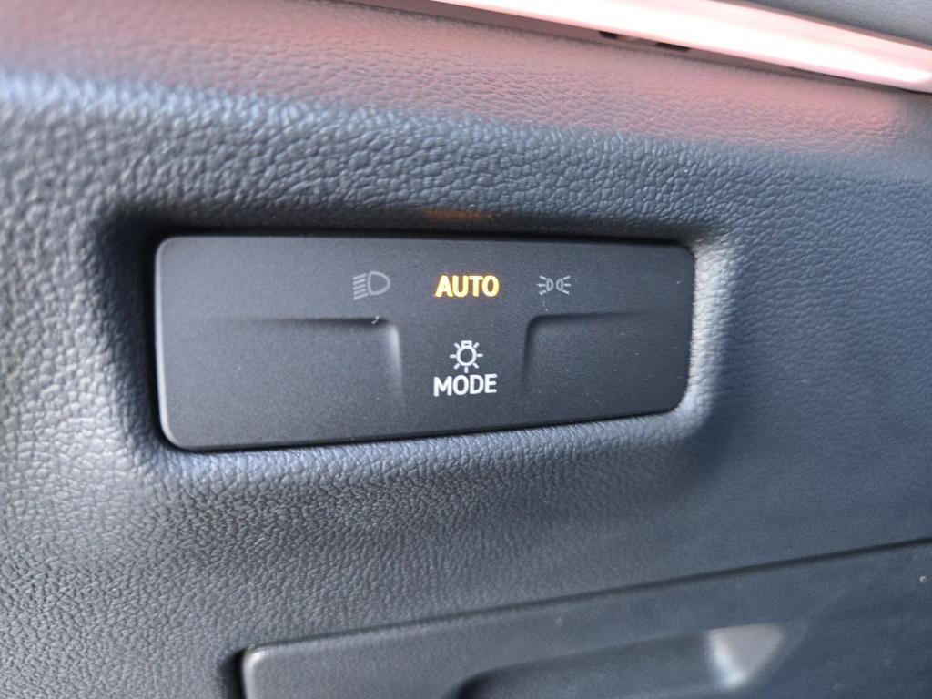 new 2026 Volkswagen Tiguan car, priced at $32,561