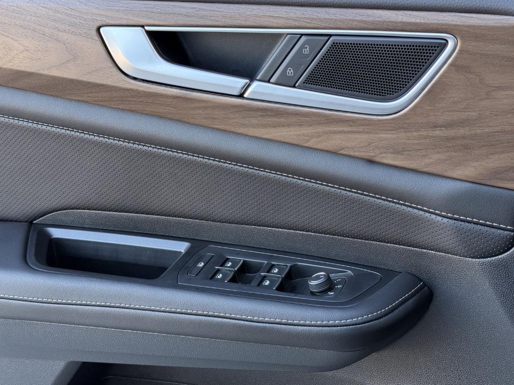 new 2026 Volkswagen Atlas car, priced at $41,367