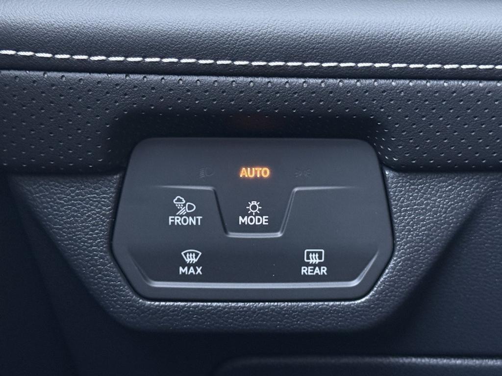 new 2026 Volkswagen Atlas car, priced at $40,605