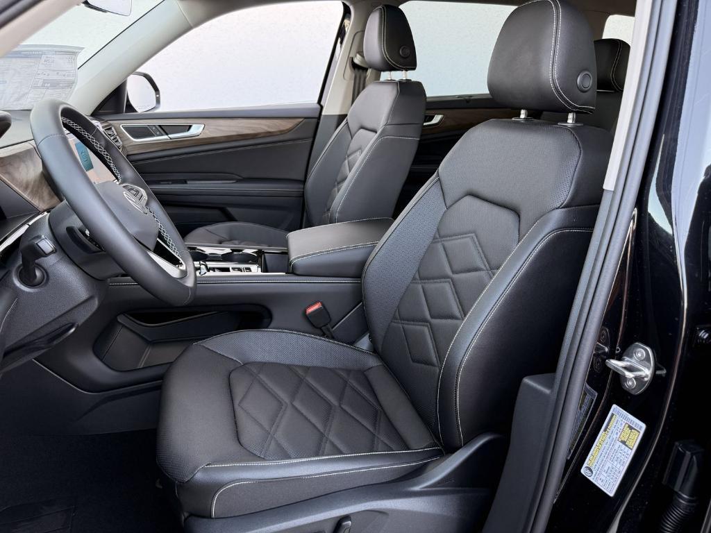 new 2026 Volkswagen Atlas car, priced at $40,605