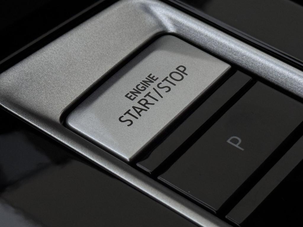 new 2026 Volkswagen Atlas car, priced at $43,361