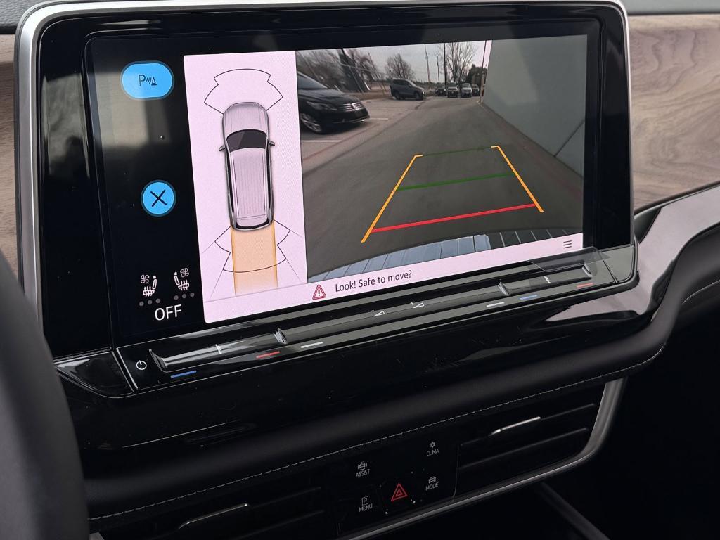 new 2026 Volkswagen Atlas car, priced at $43,361