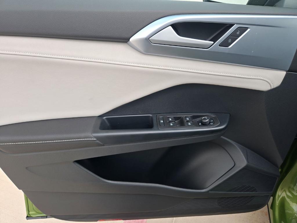 new 2026 Volkswagen Taos car, priced at $29,119