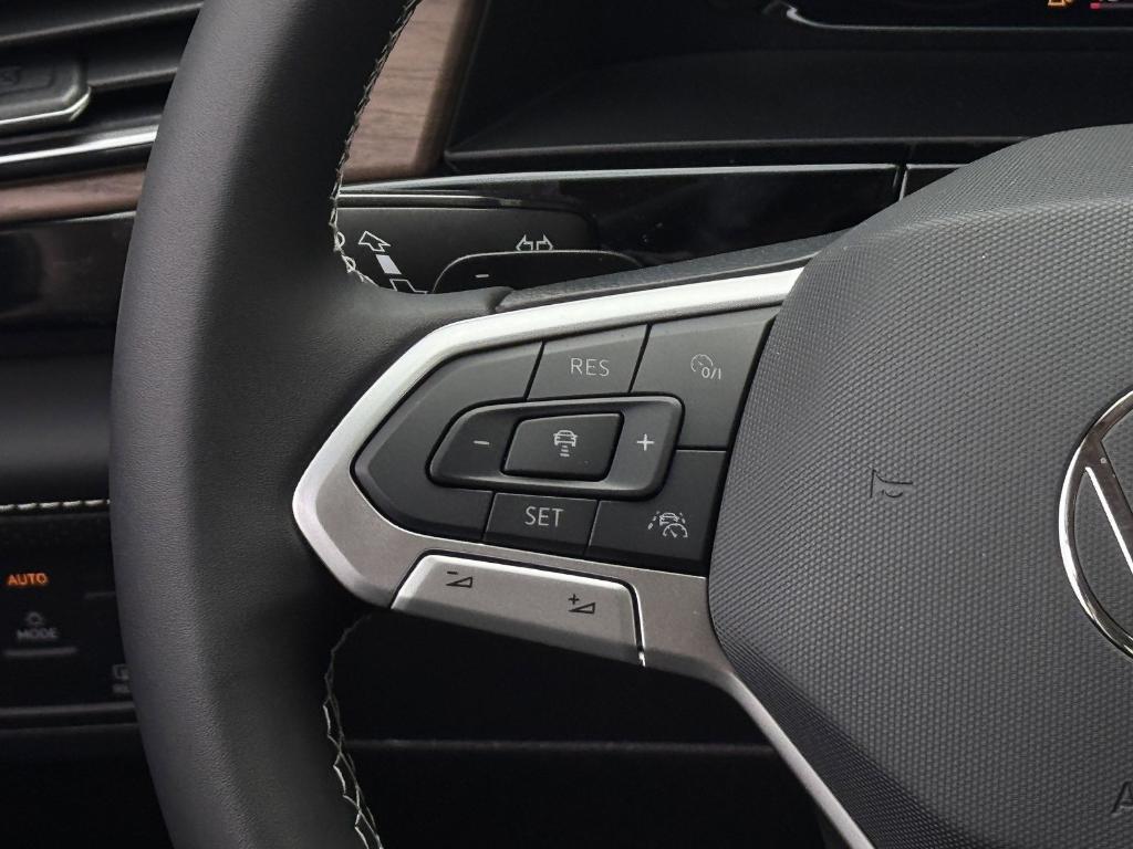 new 2026 Volkswagen Atlas car, priced at $41,724