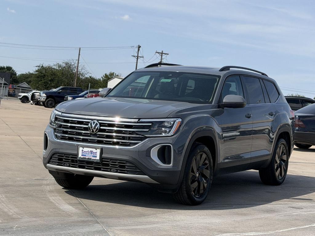new 2026 Volkswagen Atlas car, priced at $49,181