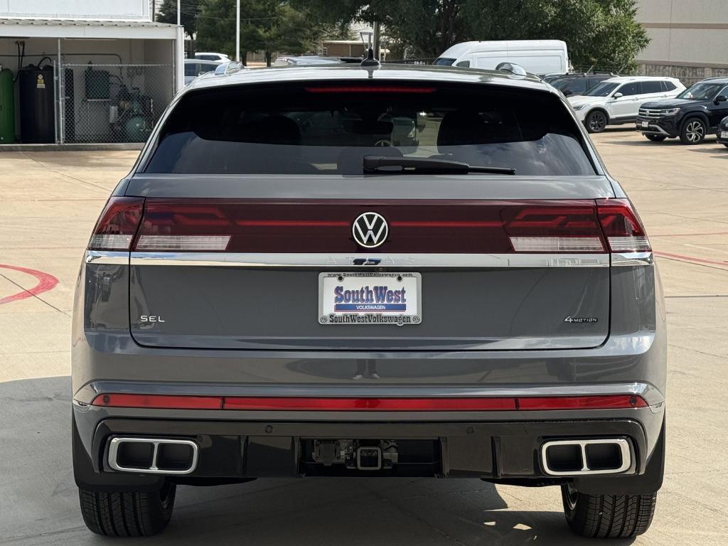 new 2026 Volkswagen Atlas Cross Sport car, priced at $49,289