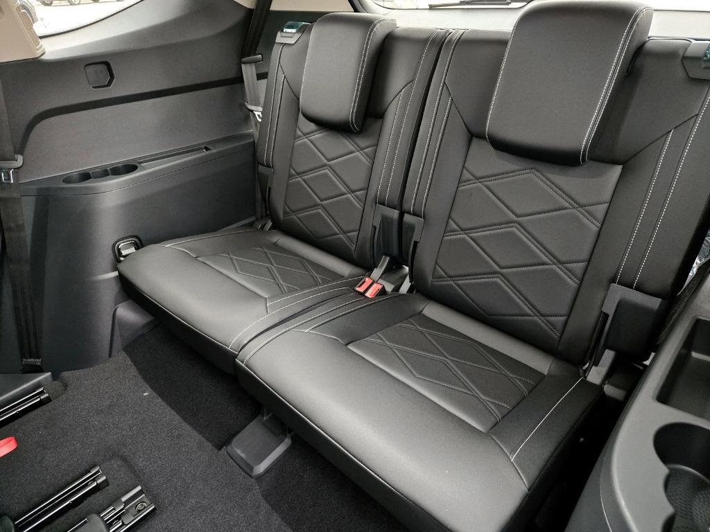 new 2026 Volkswagen Atlas car, priced at $40,855