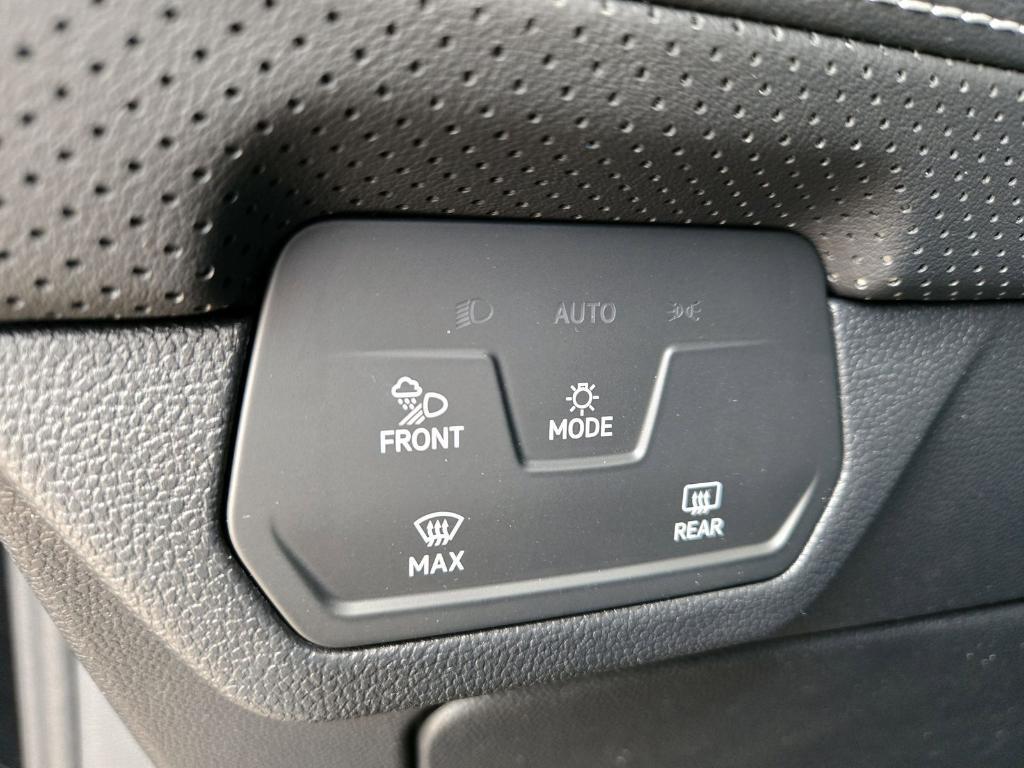 new 2026 Volkswagen Atlas car, priced at $40,855