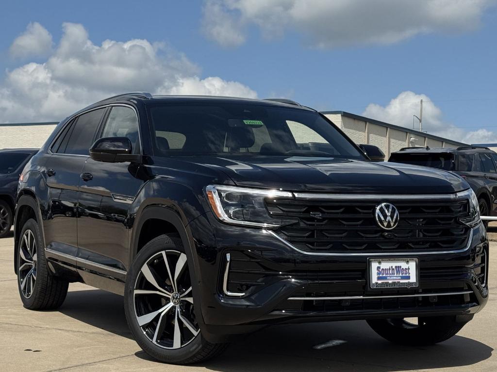 new 2026 Volkswagen Atlas Cross Sport car, priced at $48,673