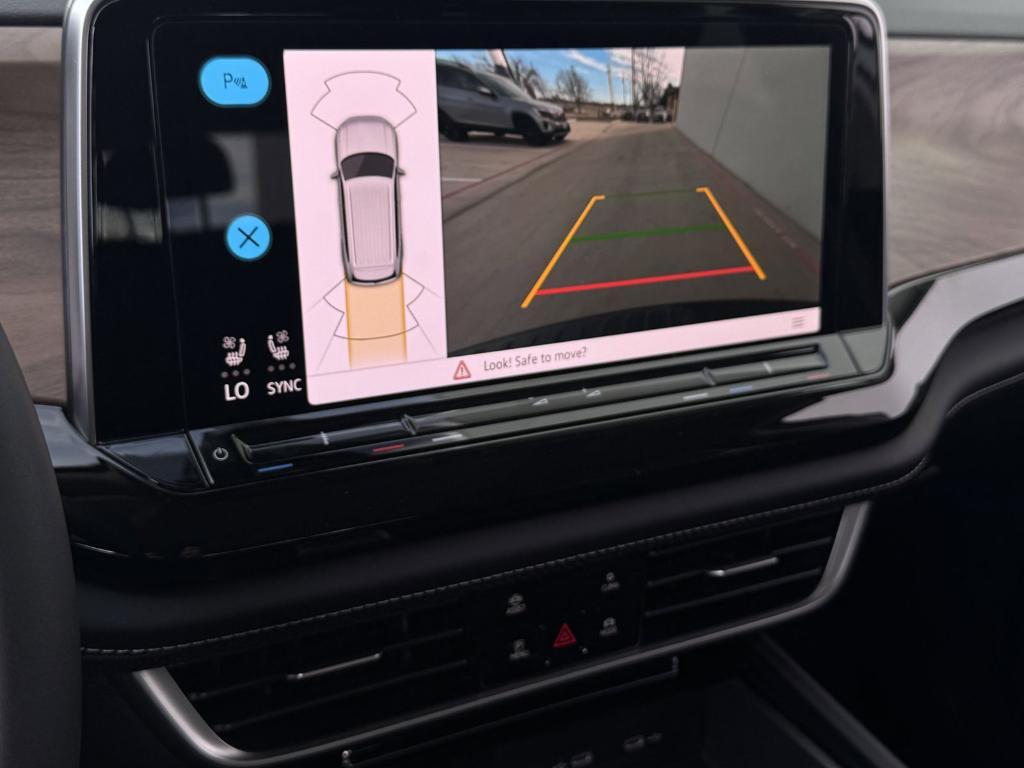 new 2026 Volkswagen Atlas car, priced at $40,855